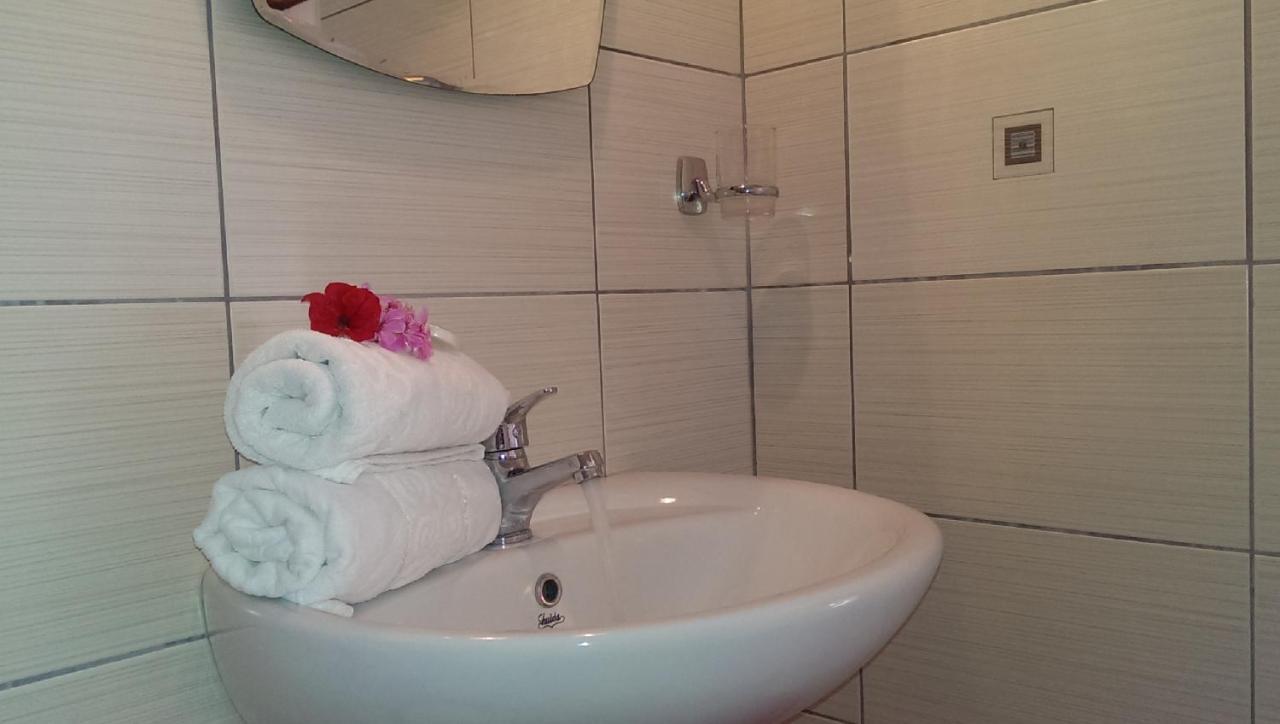Sofia Holiday Studios Stafylos Luaran gambar
